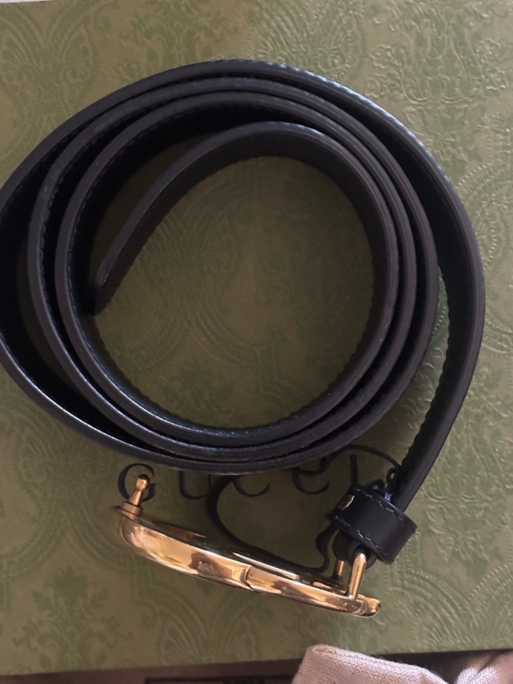 Gucci Black Leather Belt with Gold Double G Hardware - Picture 6 of 12